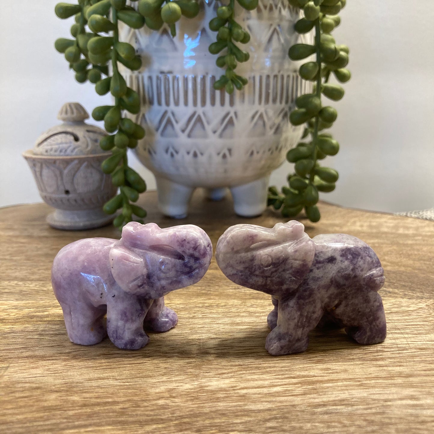 Elephant Carving (Lg)