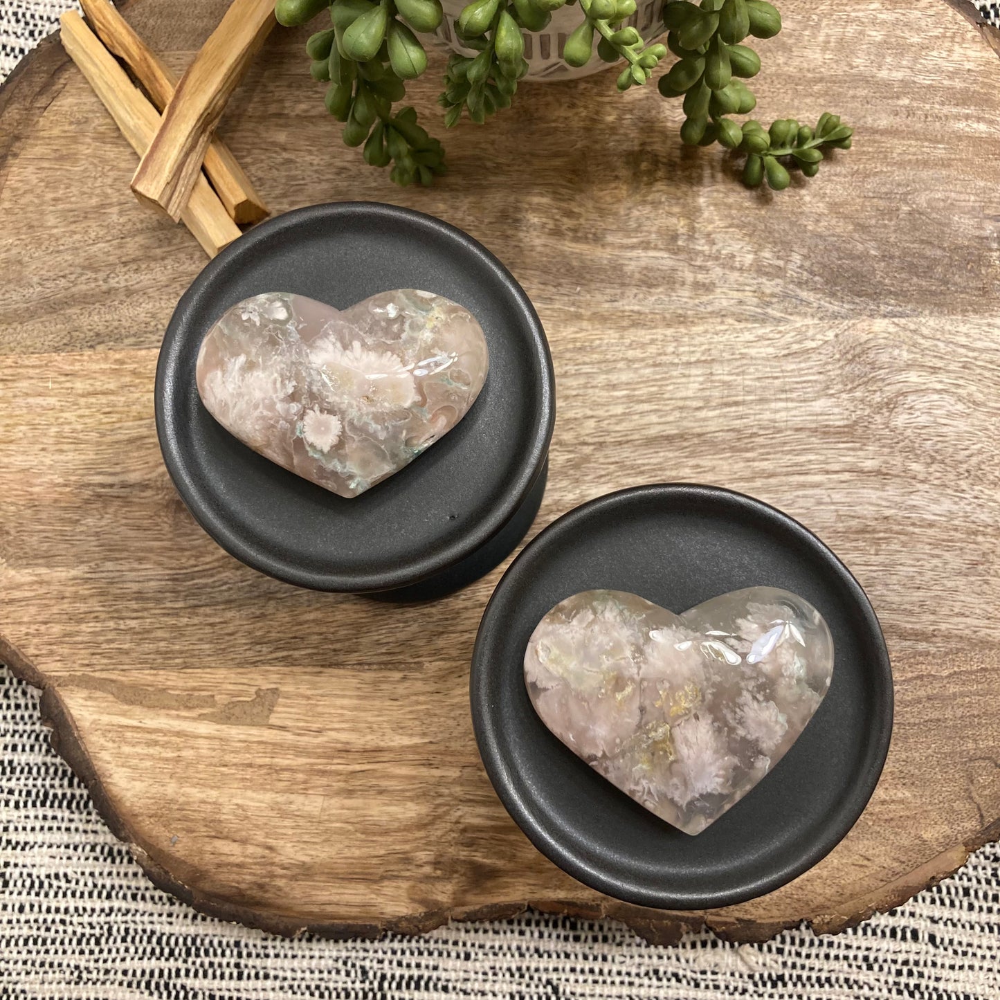 Flower Agate Heart Carving