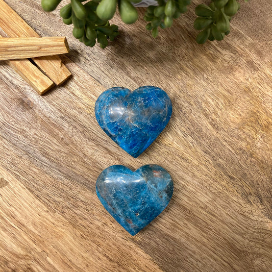 Apatite Heart Carving (Lg)