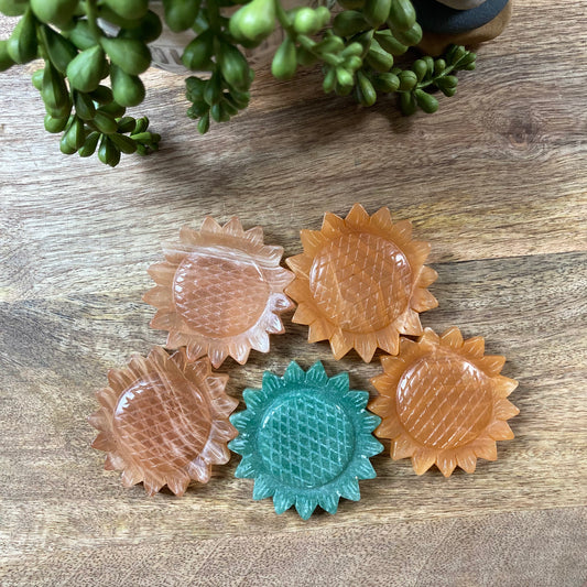 Sunflower Carving (Lg)